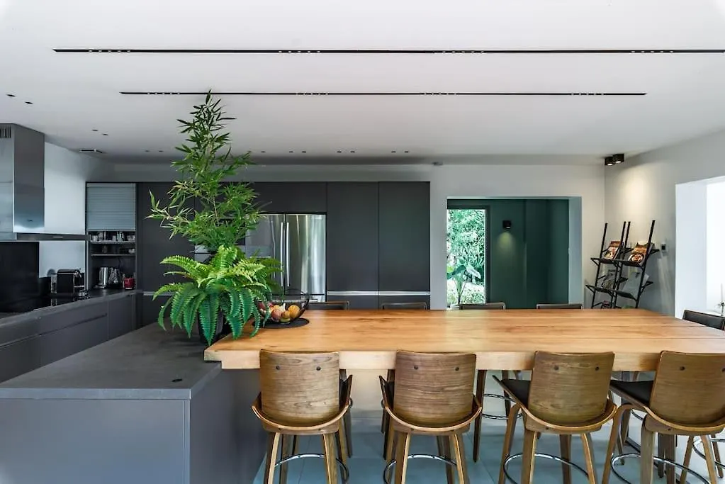 Bella By Terry'S Homes Cannes
